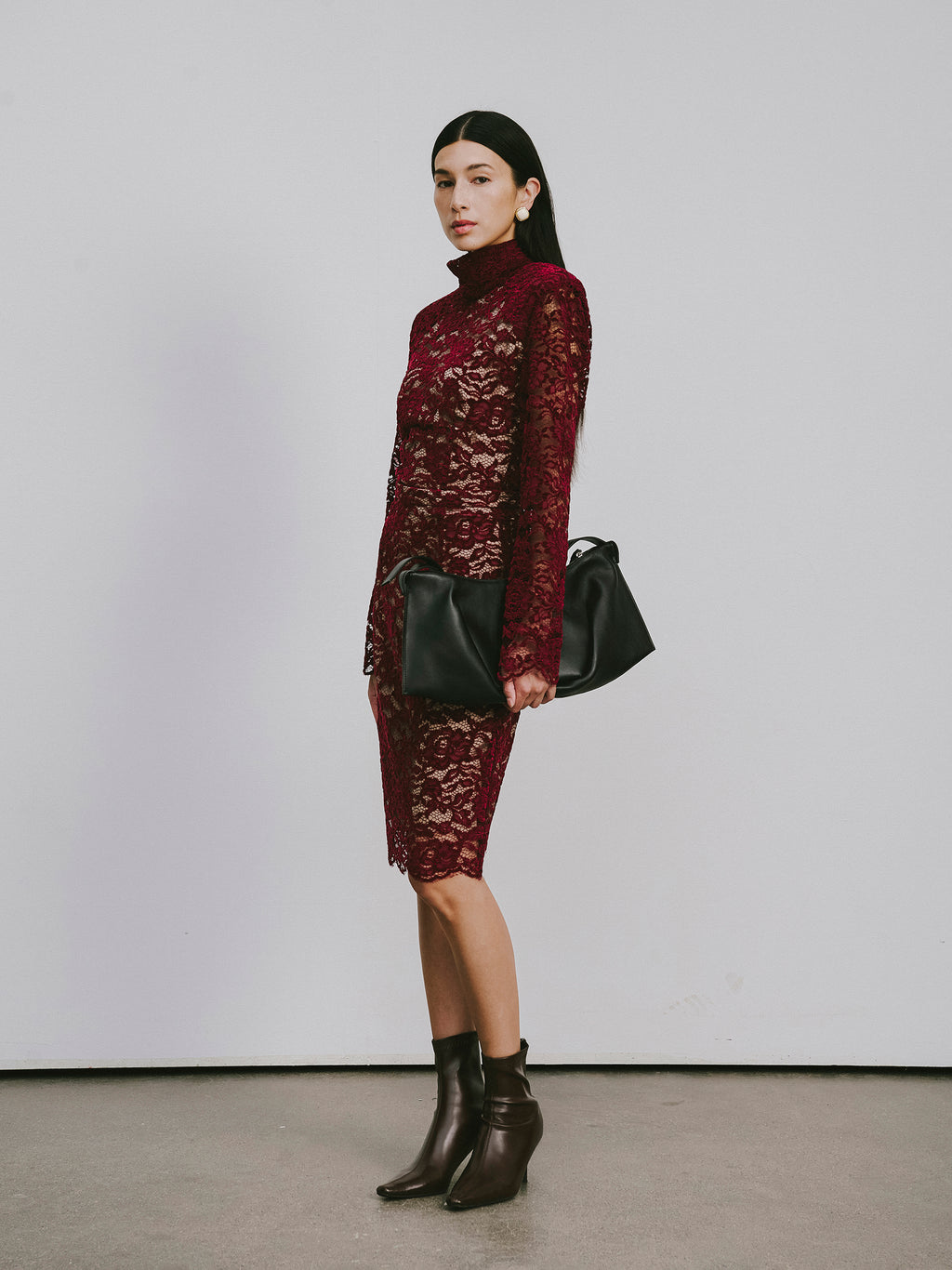 High-Waisted Pencil Skirt in Flocked Lace & Openwork
