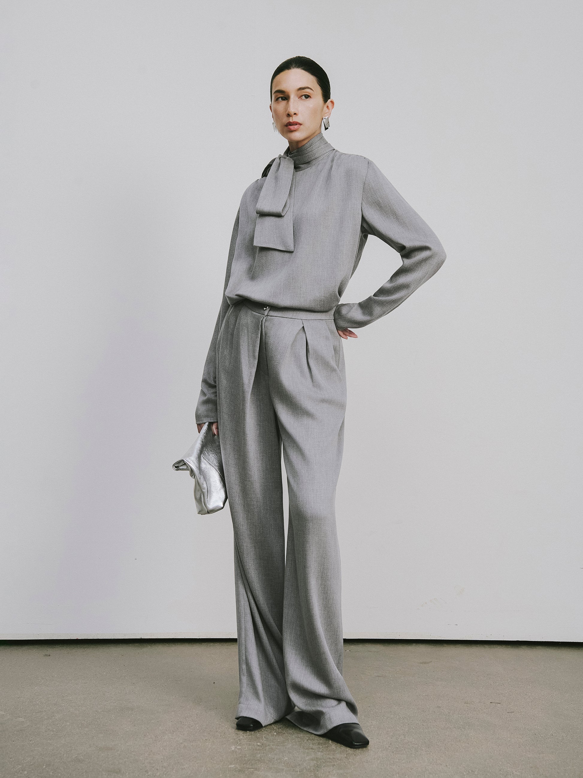 Relaxed Straight-Leg Trousers in Lyocell & Wool Blend