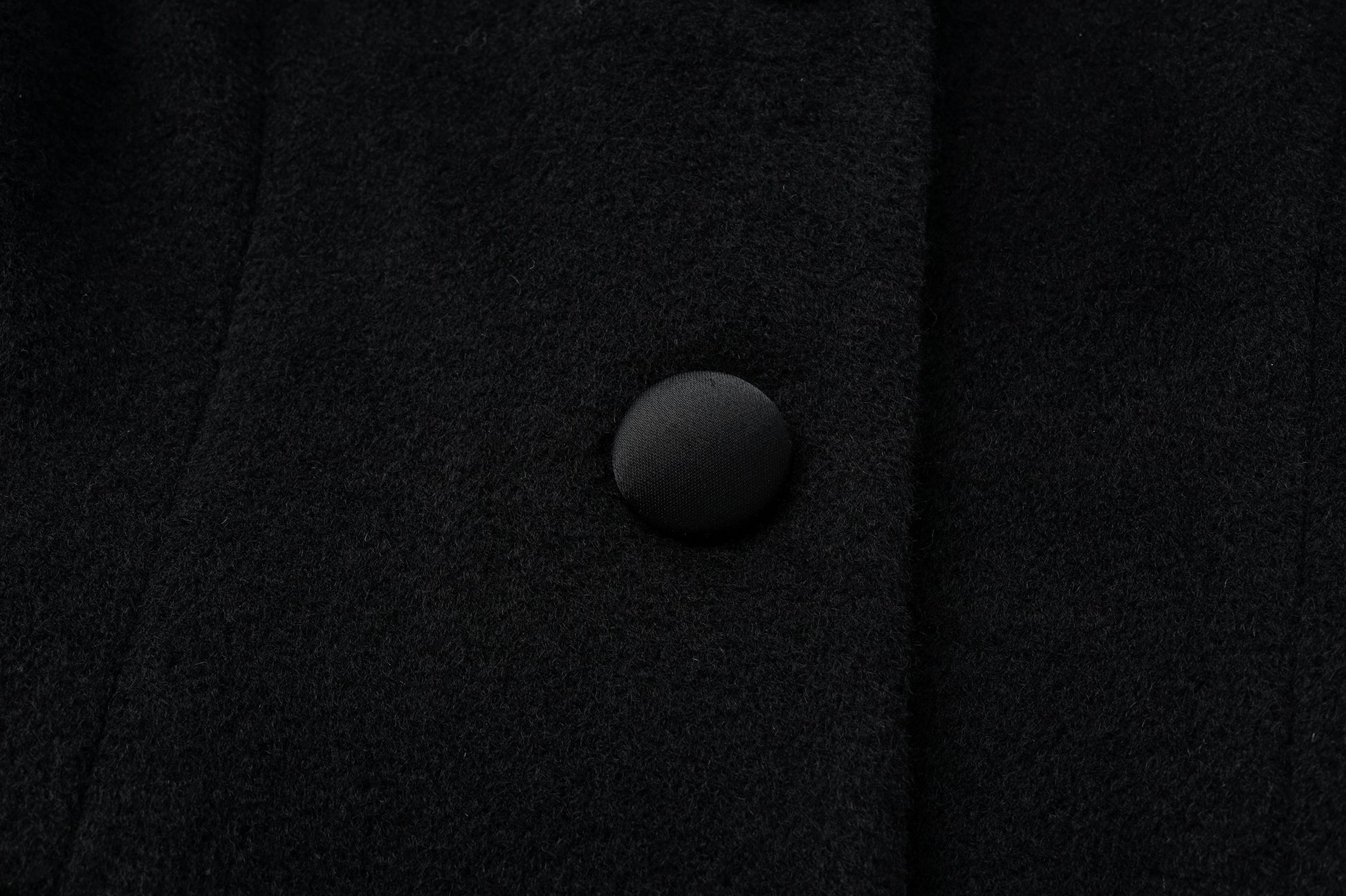 Vintage-Inspired Tailored Wool Blazer