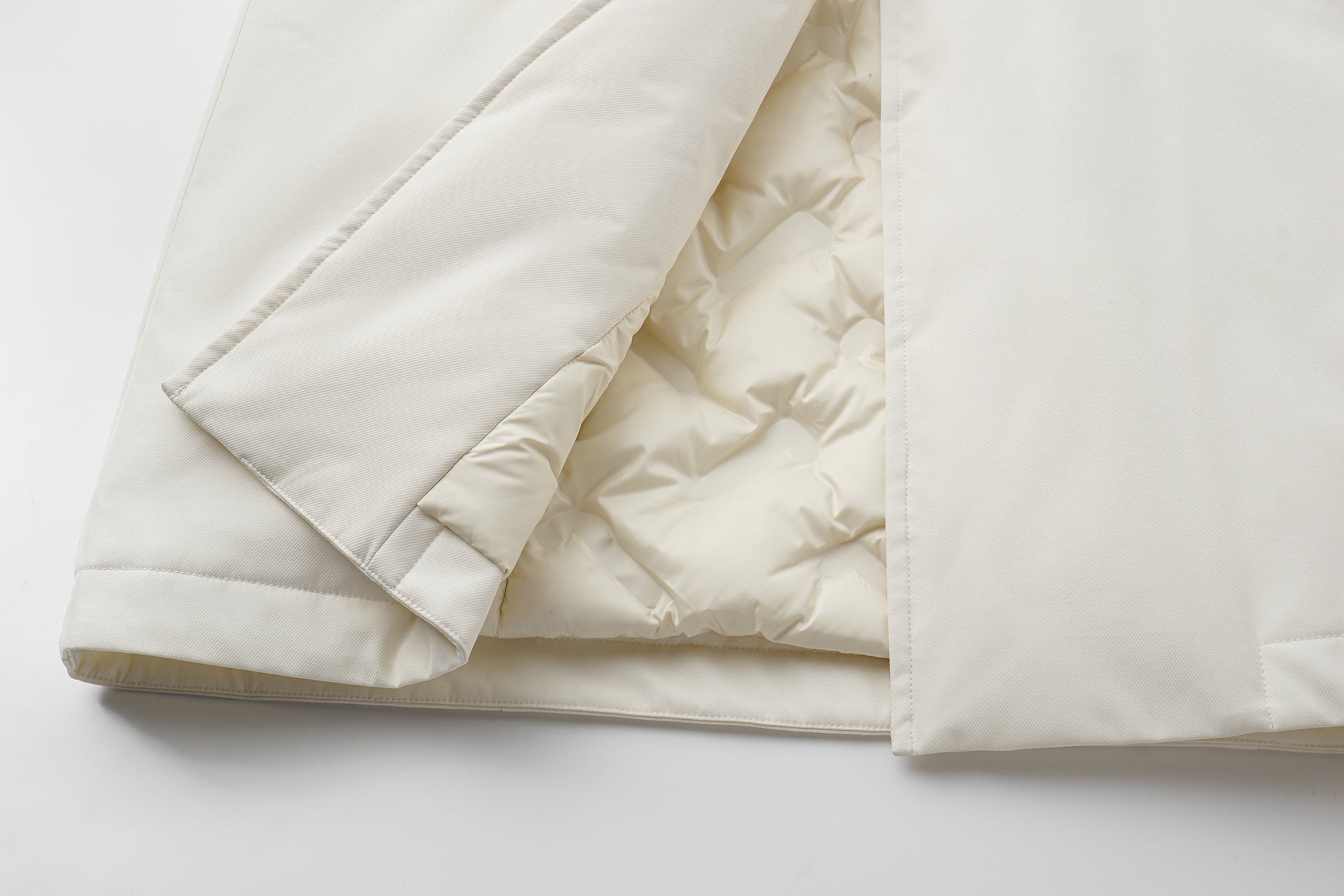 Minimalist Silhouette Long Line Down Coat with Sculpted Lapel and Defined Waist