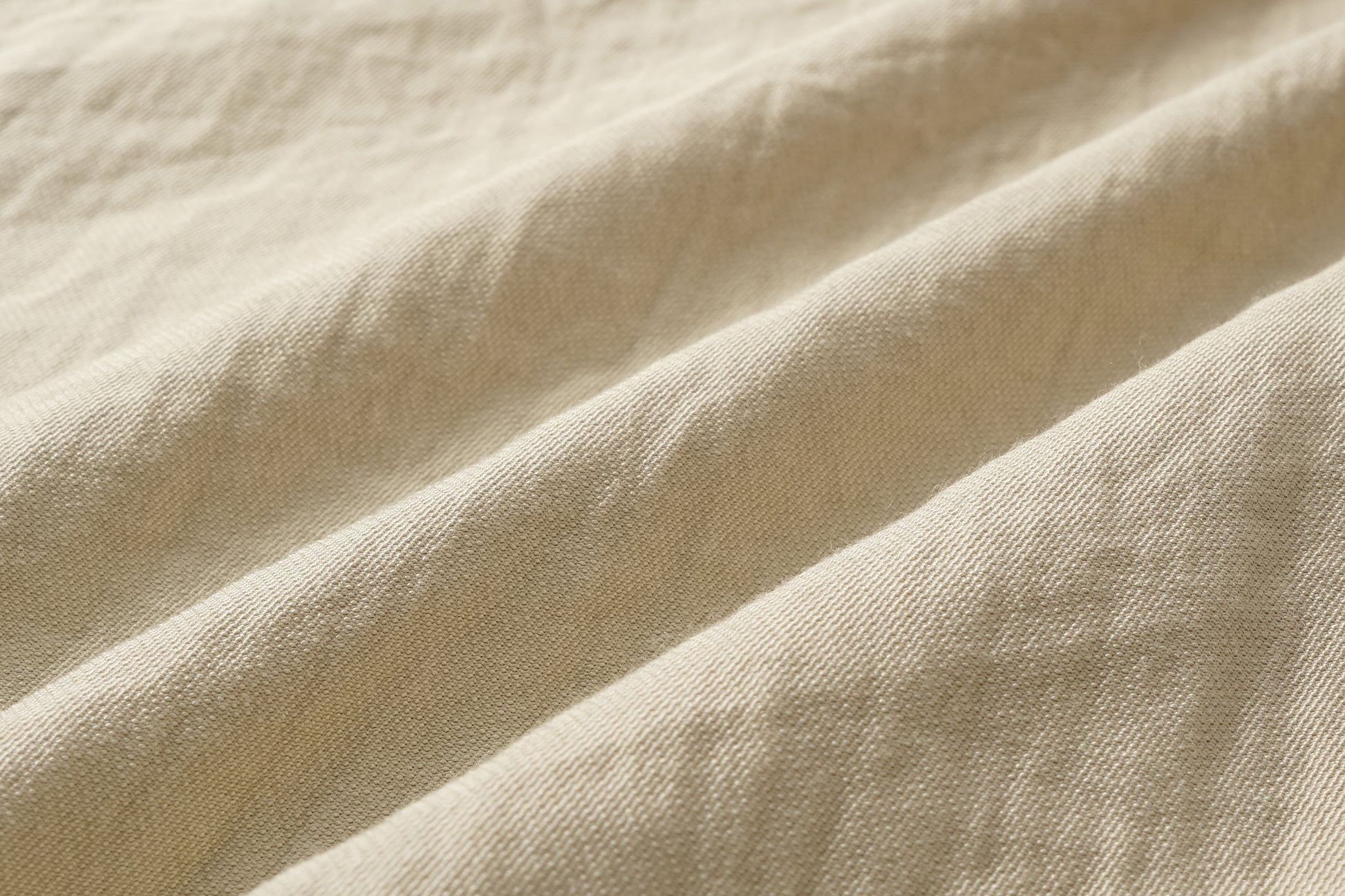 Textured Raglan-Sleeve Long Trench Coat with Organic Draping