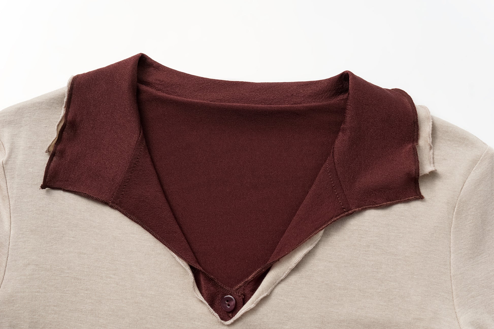 Color-Blocked Layered V-Neck Top (Fake Two-Piece)