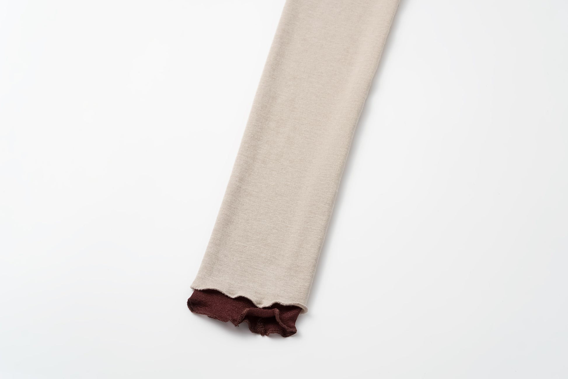 Color-Blocked Layered V-Neck Top (Fake Two-Piece)