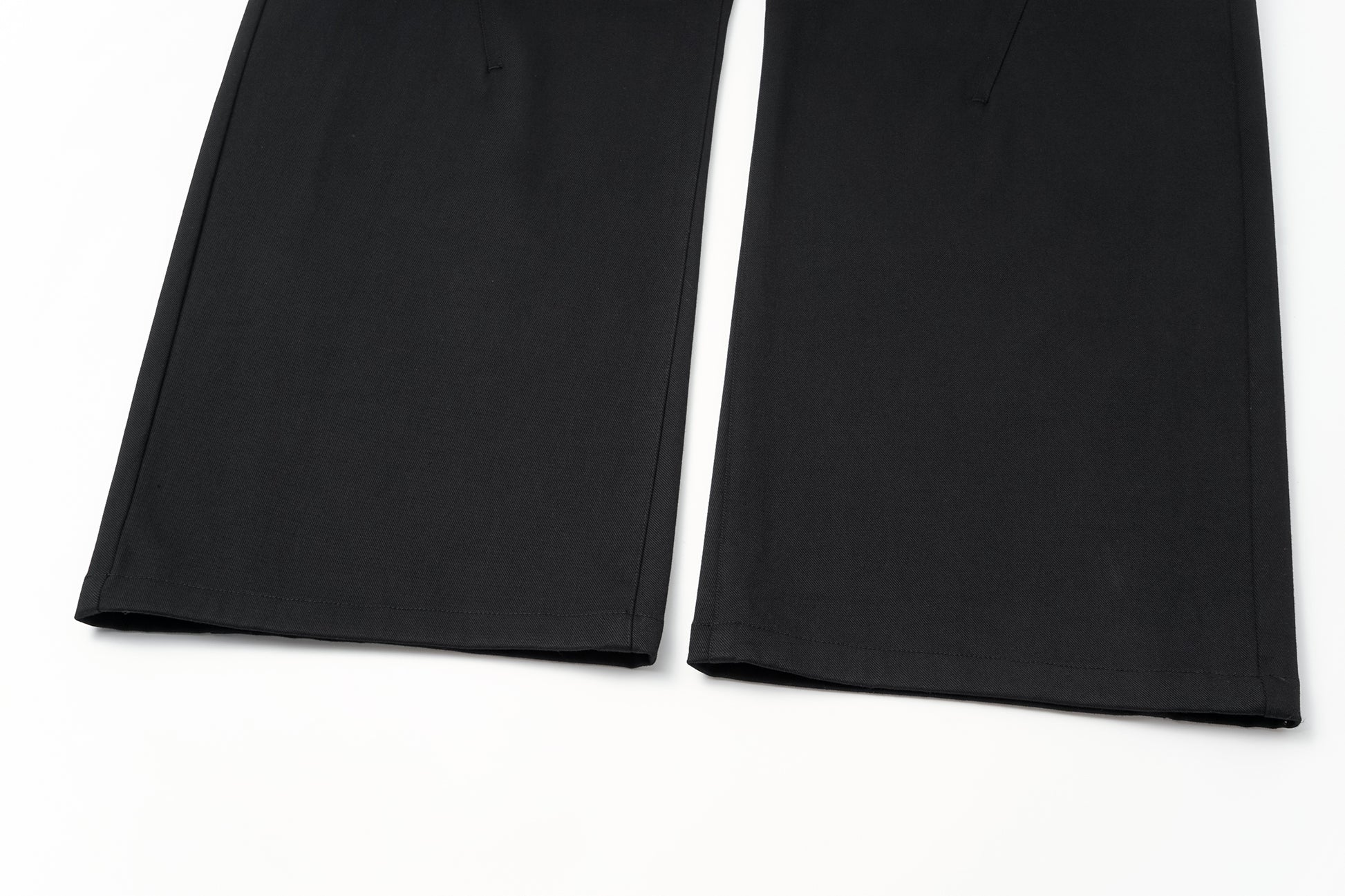 Scimitar Sihouette Wide-Leg Pants