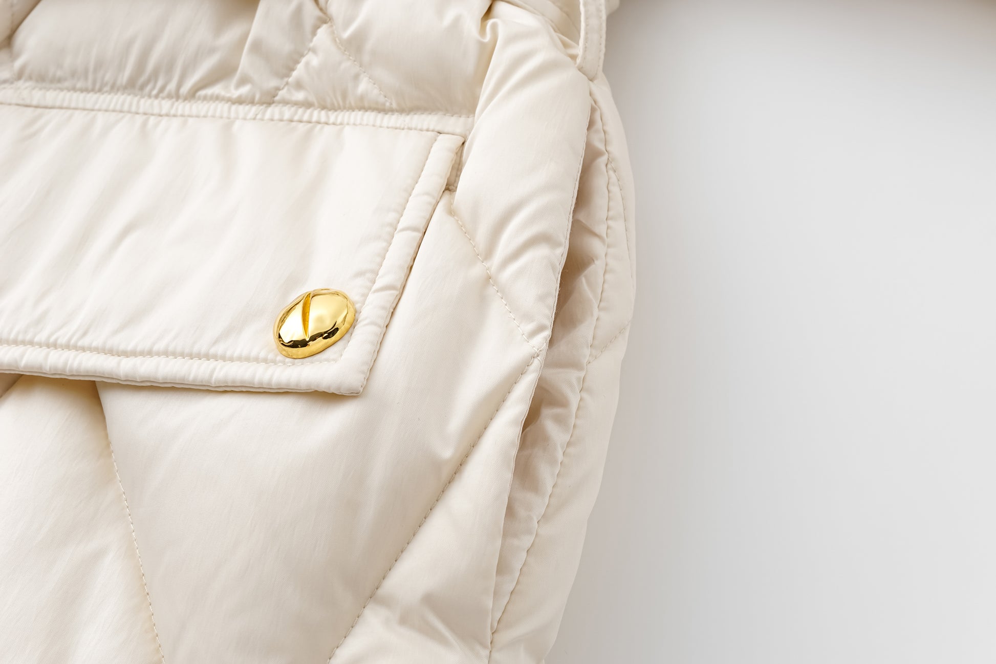 Deconstructed Asymmetric Zip Puffer with Dropped Shoulder and Lantern Sleeves