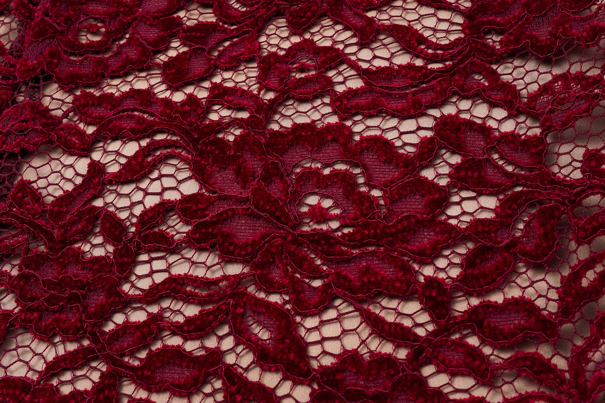 High-Waisted Pencil Skirt in Flocked Lace & Openwork